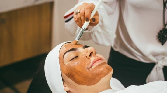 You are currently viewing Age-defying secrets: Top strategies to reverse skin ageing damage
